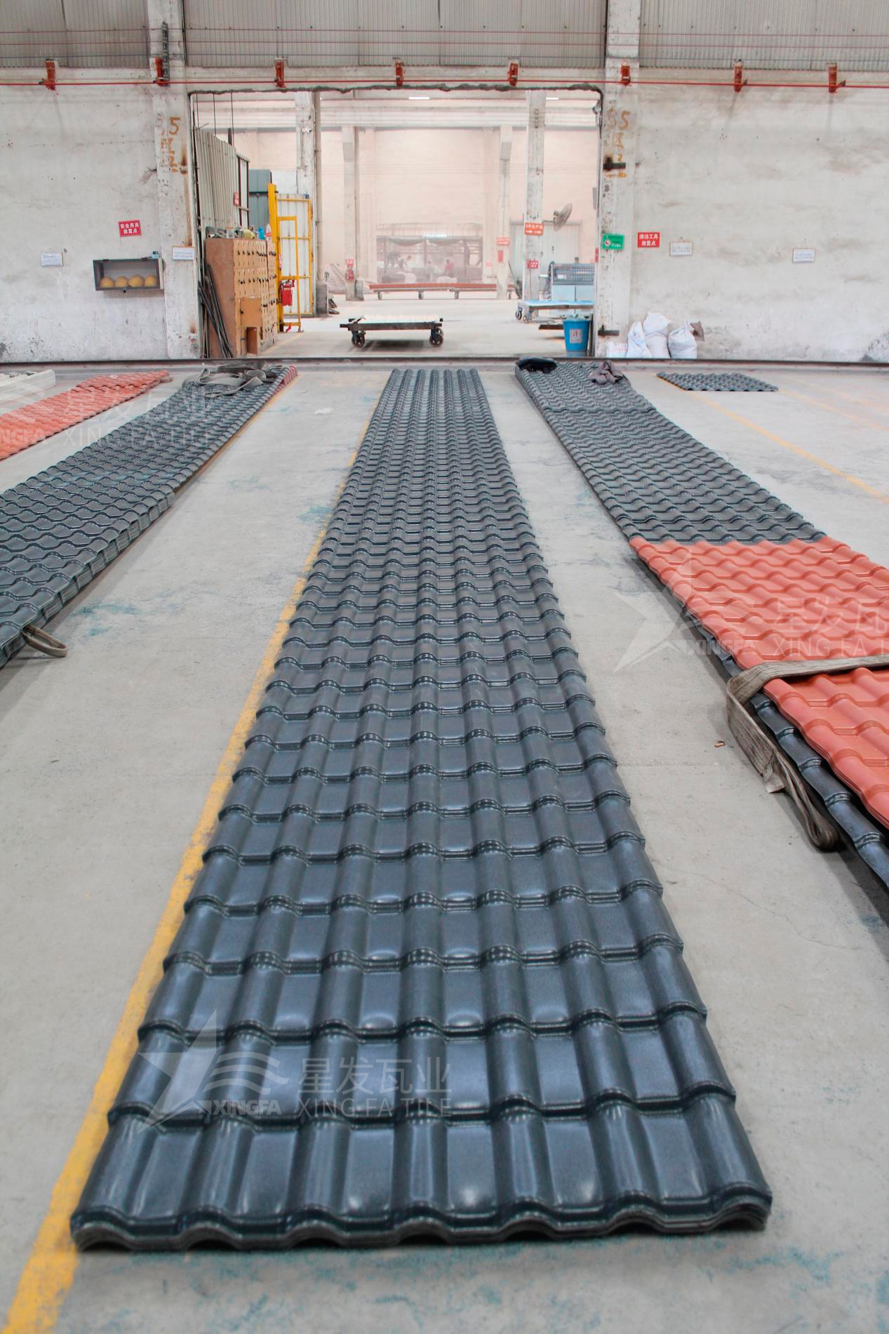 合成樹(shù)脂瓦色彩鮮艷光亮會(huì )不會(huì )危害到身體健康呢？究竟是好是壞？