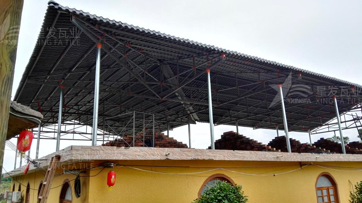 “鋼結構+合成樹(shù)脂瓦”屋面建筑體系已被普遍應用，促進(jìn)行業(yè)發(fā)展