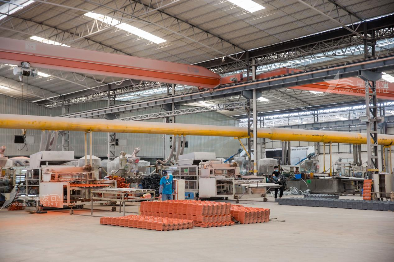 樹(shù)脂瓦開(kāi)裂？合成樹(shù)脂瓦真的容易開(kāi)裂氧化，使用壽命不長(cháng)嗎