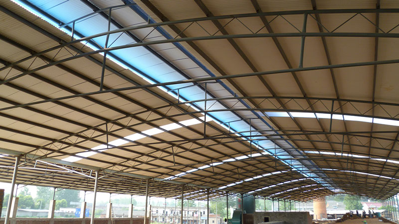 遇上雷陣雨時(shí)，屋面上的絕緣樹(shù)脂瓦是否安全？是否導電？