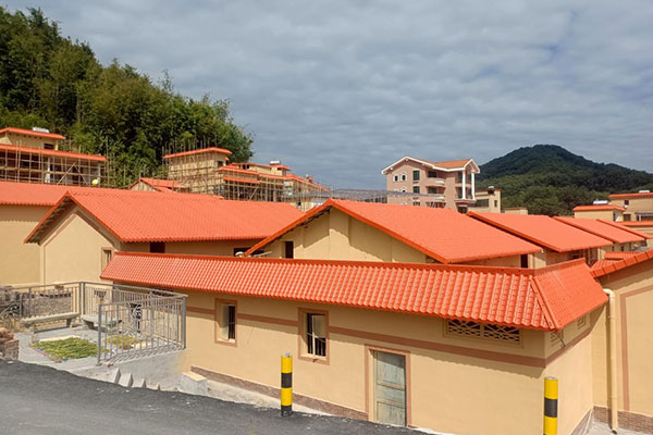 農村建房選擇樹(shù)脂瓦，到底有什么好處？