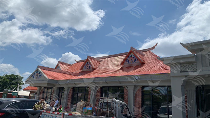 合成樹(shù)脂瓦 VS 鐵皮瓦：性能差異大揭秘！