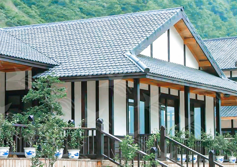 想購買(mǎi)材質(zhì)好的屋面瓦，到底選合成樹(shù)脂瓦好還是鋁瓦好？