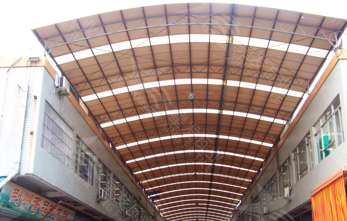 藍色pvc波浪瓦廠(chǎng)家供應 陶瓷廠(chǎng)原料倉庫用復合pvc塑料瓦  pvc波浪瓦安裝便捷防風(fēng)搞震采鋼瓦