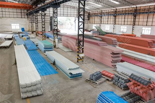 星發(fā)瓦業(yè)樹(shù)脂瓦倉庫