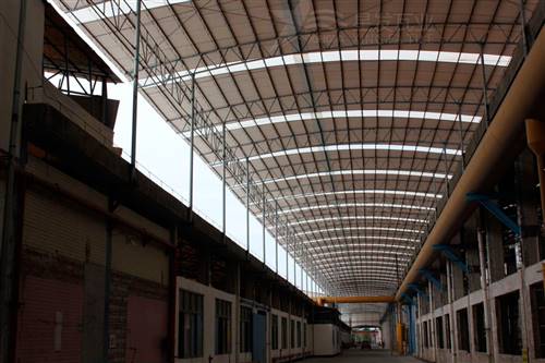 1130型號pvc梯型瓦 陶瓷廠(chǎng)倉庫用降溫隔熱防腐2.0厚規格pvc塑料瓦 防腐瓦廠(chǎng)家免費報價(jià)安裝指導