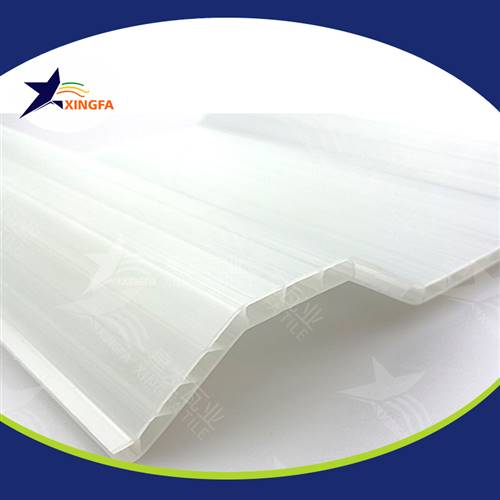 白色pvc泡沫復合瓦 鋼結構廠(chǎng)房用防腐防火pvc塑鋼瓦 pvc琉璃瓦生產(chǎn)廠(chǎng)家 